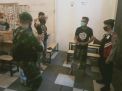 Polsek Semampir Gelar Operasi Pemberlakuan Jam Malam, Tekan Penyebaran Covid-19 Bareng Satpol PP