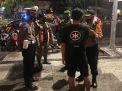 Polsek Krembangan Bersama Satpol PP & Koramil Gelar Operasi Penertiban Masker di Jalan Demak