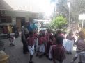 Babinkamtibmas Pegirian Gelar Rabu Narsis Bersama Murid MI Mambaul Ulum