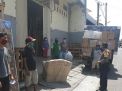 Cegah Corona, Babinkamtibmas Krembangan Utara Sampaikan Himbauan Gunakan Masker