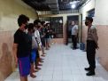 Pantau Kesehatan Tahanan, Polsek Krembangan Lakukan Pengecekan Pagi & Malam