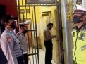 Antisipasi Tahanan Sakit, Polsek Asemrowo Lakukan Pengecekan Rutin