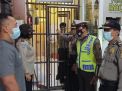 Antisipasi Tahanan Sakit, Polsek Asemrowo Lakukan Pengecekan Rutin Pagi & Malam