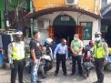 Polsek Asemrowo Lakukan Pengamanan Ibadah Minggu Pagi di Dua Gereja