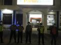 Kunjungi Kantor Bank, Polsek Asemrowo Lakukan Patroli Rutin Malam Hari, Antisipasi Kriminalitas 3C