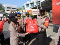 Bakti Sosial AKPOL Angkatan 1991, Kapolres Tanjung Perak Bagikan Sembako Untuk Babinkamtibmas