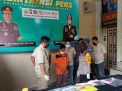 Kapolres Tanjung Perak Pimpin Konferensi Pers Kasus Pembunuhan Bermotif Cemburu