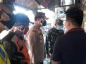 Kapolsek Asemrowo Pimpin Operasi Pemberlakuan PPKM Darurat, Sasar Warung & Pengguna Jalan