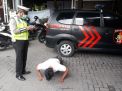 Polsek Asemrowo Gelar Operasi Penertiban Masker di Depan Mako, Amankan 11 Pelanggar
