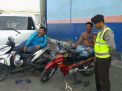 Satsabhara Titip Pesan Waspada Kebakaran Kepada Penjaga Gudang
