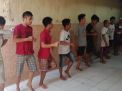 Polsek Krembangan Wajibkan Olahraga Pagi Untuk Para Tahanan