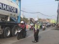 Satlantas Polres Tanjung Perak Berikan Pelayanan Melalui Pengaturan Pagi