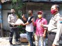 Polsek Asemrowo Bagikan Bantuan Sembako Untuk Warga Terdampak Pandemi Covid-19