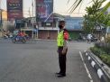 Polsek Krembangan Berikan Pelayanan Melalui Pengaturan Lalu Lintas Pagi