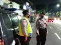Polsek Krembangan Lakukan Patroli Mobile Antisipasi Tawuran Antar Geng