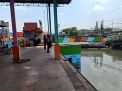 Pantau Debit Air, Polsek Asemrowo Deteksi Dini Potensi Banjir