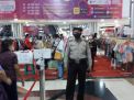 Polsek Pabean Cantikan Lakukan Pengawasan Protokol Kesehatan Terhadap Pengunjung Mall