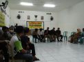 Kapolsek Krembangan Ajak Masyarakat Jalin Kekompakan di Acara Cangkrukan