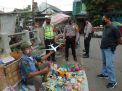 Polsek Krembangan Bersama Instansi Samping Lakukan Operasi Penertiban Masker di Pasar Dupak