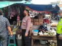 Anggota Polsek Krembangan Gelar Operasi Masker di Pasar Babadan Rukun & Dupak Bandarejo