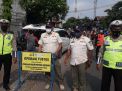 Kapolsek Asemrowo Pimpin Langsung Operasi Penertiban Masker di Jalan Tanjungsari Bareng Satpol PP & TNI