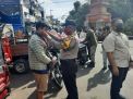 Bersama Instansi Samping, Polsek Pabean Cantikan Lakukan Operasi Penertiban Masker di Jalan Pabean Sayangan