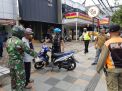 Polsek Pabean Cantikan Gelar Operasi Masker Rutin Untuk Tekan Penyebaran Covid-19 di Wilayahnya