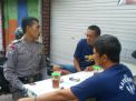 Babinkamtibmas Dupak Titip Pesan Waspada Curanmor ke Warga Alun-alun Bangunsari
