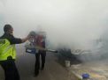 Polsek Kenjeran Lakukan Fogging di Pemukiman, Cegah Warga Terjangkit Demam Berdarah