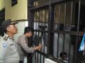 Polsek Kenjeran Laksanakan Pengecekan Rutin Tahanan Usai Apel Serah Terima Petugas Jaga