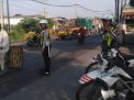 Satlantas Polres Tanjung Perak Atur Lalu Lintas Pagi Cegah Kemacetan