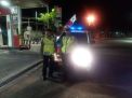 Polsek Pabean Cantikan Gelar Patroli Malam di SPBU, Sampaikan Himbauan Waspada Uang Palsu