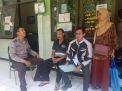 Sambang Kantor Kelurahan, Babinkamtibmas Asemrowo Sampaikan Waspada 3C