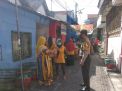 Babinkamtibmas Bongkaran Kawal Pengambilan Bantuan Sembako
