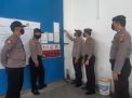 Personil Polres Tanjung Perak Masih Terus Lakukan Pengamanan Gudang KPU