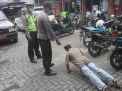 Polsek Asemrowo Gelar Operasi Penertiban Masker di Depan Kantor Kecamatan Bersama Personil Gabungan