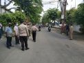 Polsek Kenjeran Bersama Instansi Samping Gelar Operasi Masker di Jalan Kyai Tambak Deres