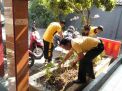 Ciptakan Lingkungan Bersih, Polsek Krembangan Gelar Kerja Bakti