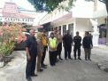 Personil Polres Tanjung Perak Amankan Kebaktian Natal di Gereja Cahaya Kasih