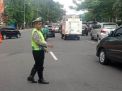 Cegah Kemacetan di Sore Hari, Unit Lantas Polsek Pabean Cantikan Lakukan Pengaturan