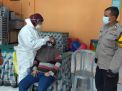 Babinkamtibmas Perak Barat Lakukan Pengamanan Kegiatan Swab Tes
