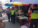Polsek Krembangan Bersama Puskesmas & Satpol PP Laksanakan Operasi Masker di Pasar Dupak Bandarejo