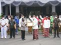 Kapolres Tanjung Perak Terima Penghargaan di Upacara Peringatan HUT Kota Surabaya