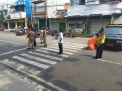 Kanit Reskrim Polsek Semampir Pimpin Operasi Yustisi Prokes di Jalan Nyamplungan