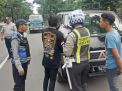 Satlantas Polres Tanjung Perak Patroli & Penindakan Pelanggar Bersama Petugas Dishub