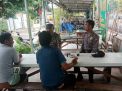 Babinkamtibmas Dupak Sampaikan Himbauan Waspada 3C ke Pengunjung Pasar