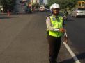Satlantas Polres Tanjung Perak Berikan Pelayanan Melalui Pengaturan Pagi