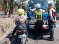 Satlantas Polres Tanjung Perak Bareng Dishub Lakukan Penindakan Pelanggar Kasat Mata