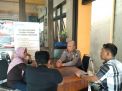 Babinkamtibmas Wonokusumo Temui Pengurus Kampung, Sampaikan Pesan Anti Hoax