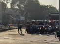 Kanit Turjawali Satlantas Polres Tanjung Perak Lakukan Pengaturan Sore